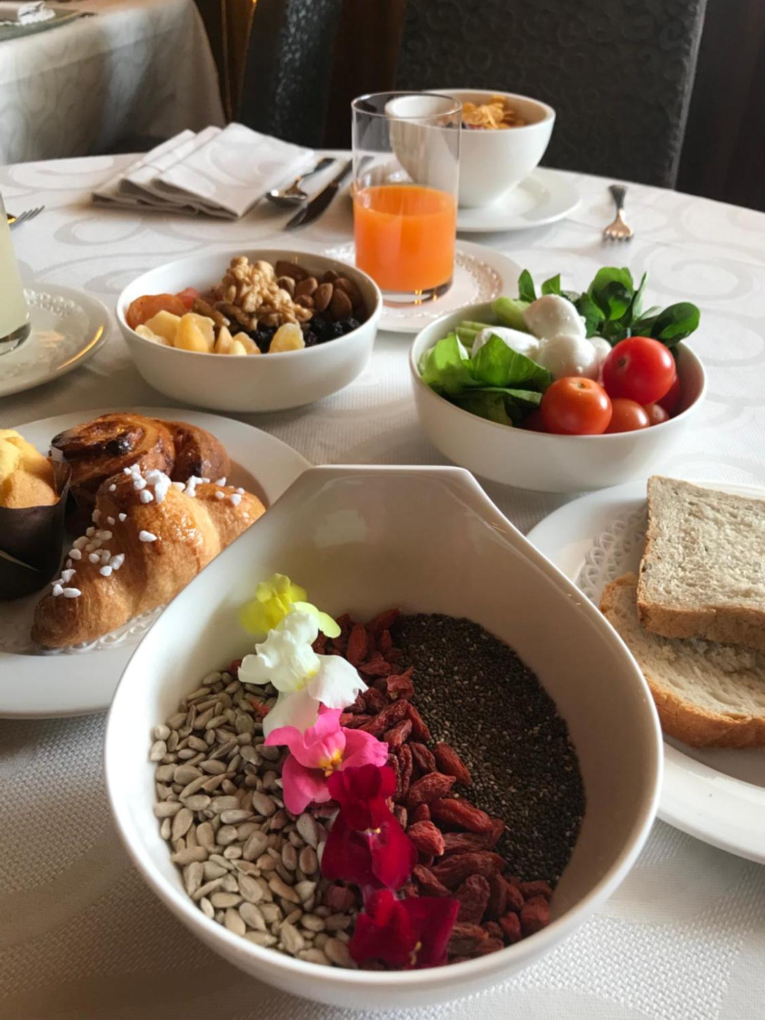 Excelsior Planet Hotel เบรยล์-แชร์วิเนีย ภายนอก รูปภาพ